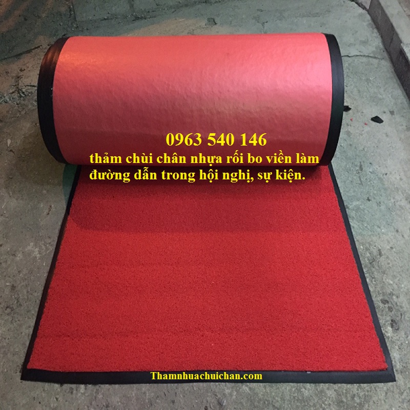 Thảm nhựa rối màu đỏ có thể gia công tùy ý theo kích thước quý khách hàng ưu cầu.